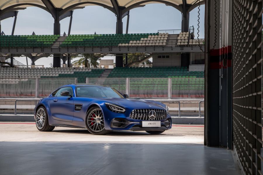  Mercedes-AMG GT C (C190) 2019 года  (MY) (фото 1 из 16)